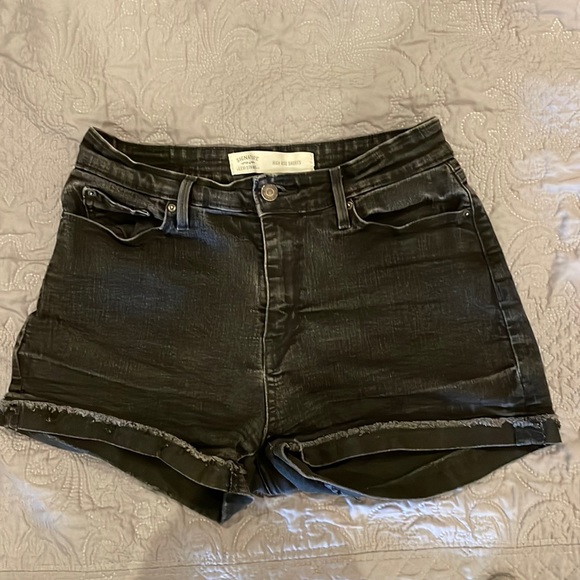 Signature by Levi Strauss Pants - Levi Signature black shorts.